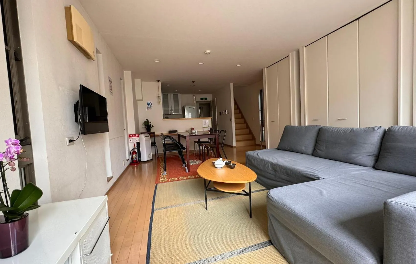 大阪市 Comfy House Nambaヴィラ