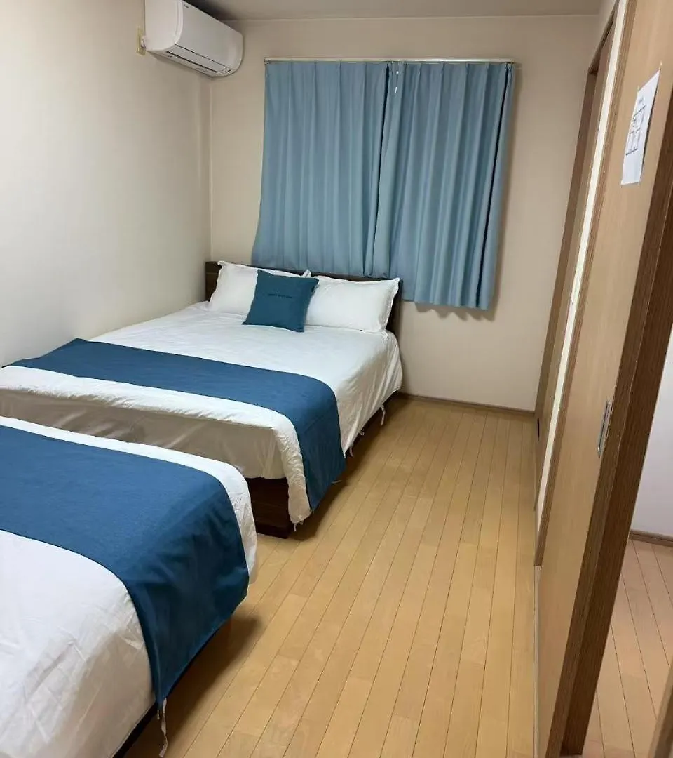 大阪市 Comfy House Nambaヴィラ 0*,