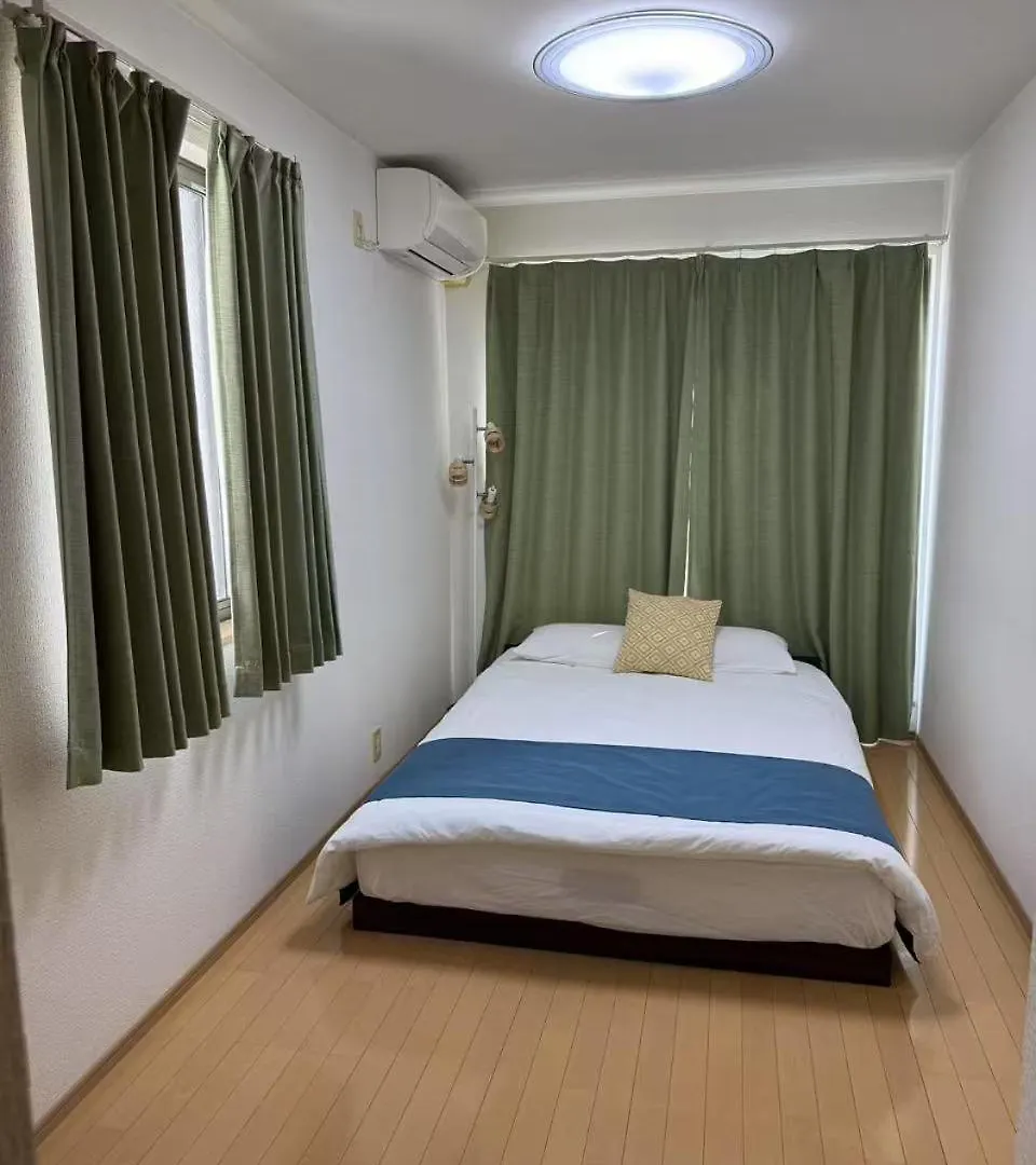大阪市 Comfy House Nambaヴィラ 0*,  日本